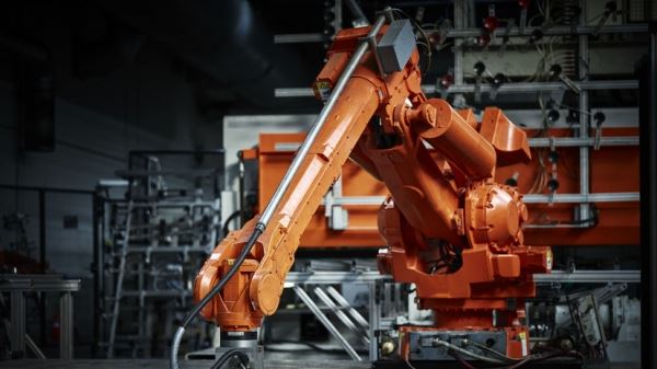 «Будут трансформировать рынок труда»: российский учёный — о роботах в отечественной промышленности