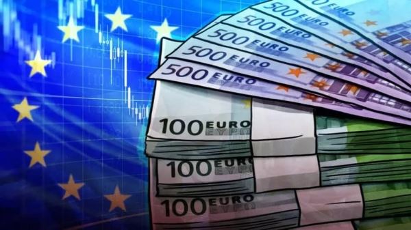 Экономист Колганов рассказал о роли США в ослаблении евро к доллару