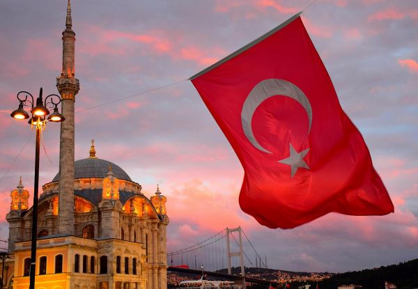 Fitch присвоило Турции «мусорный» рейтинг