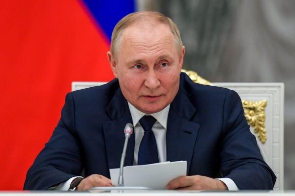 «Многие риски еще сохраняются». Что сказал Путин о ситуации в российской энергетике