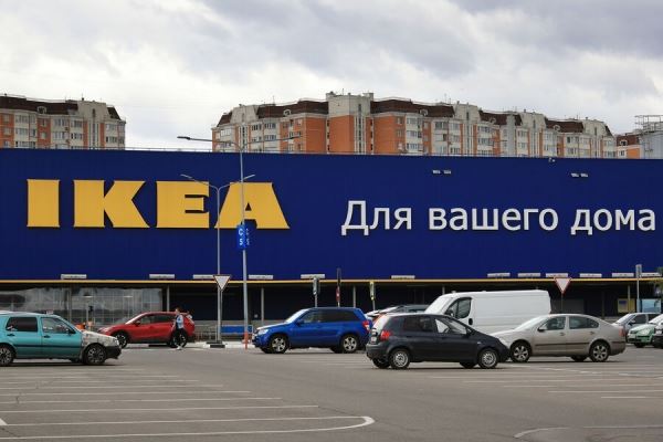 «На кассах гигантские очереди». IKEA начала финальную распродажу 