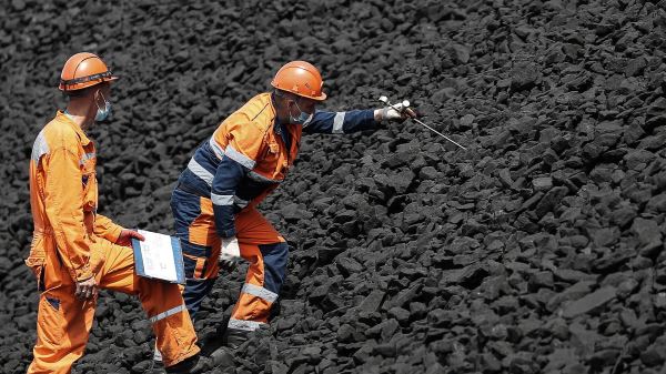 Reuters раскрыл схему продажи российского угля в Индию за юани