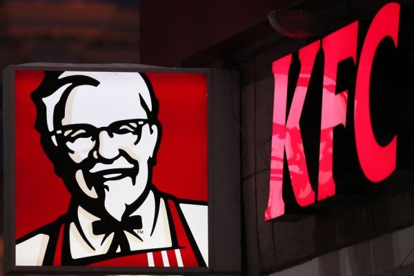 Судьба полковника в России: владелец KFC продает бизнес россиянам