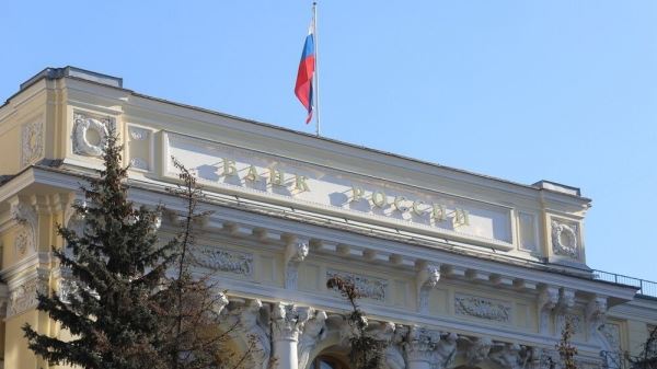 Замглавы ЦБ Белов: Центробанк работает над обновлением банкнот 1000 и 5000 рублей