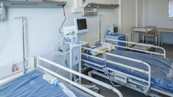 Минпромторг заявил об обеспеченности больниц России необходимыми расходными материалами